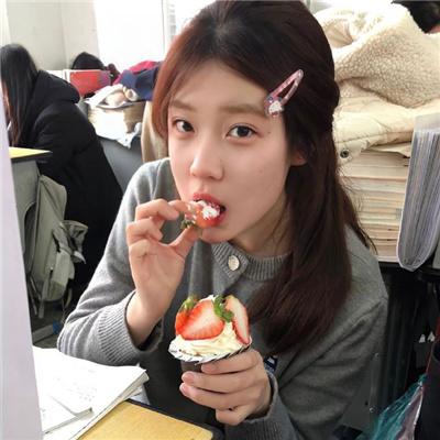 我和总裁玩心眼,总裁跟我来真的